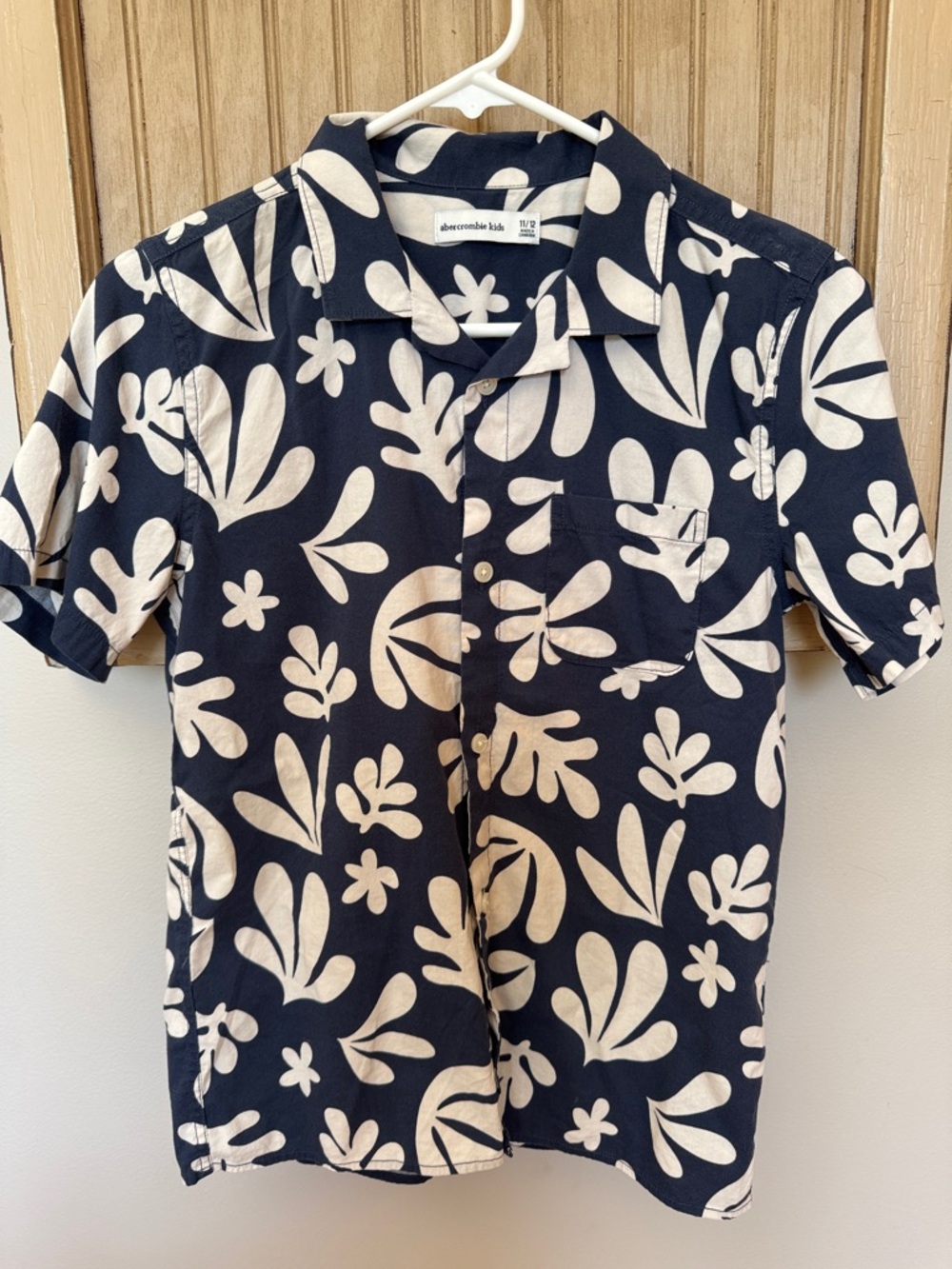 Abercrombie Kids Hawaiian/floral Themed Button Down
